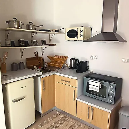Maya Apartment *