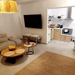 Maya Apartment