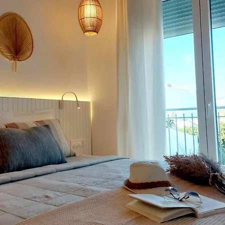 Apartment Maya Apartments, Modern And Convenient With Private Parking *