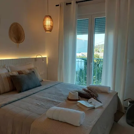 Maya Apartments, Modern And Convenient With Private Parking *