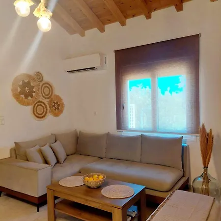 Apartment Maya Apartments, Modern And Convenient With Private Parking