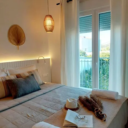Maya Apartments, Modern And Convenient With Private Parking Skiathos Town