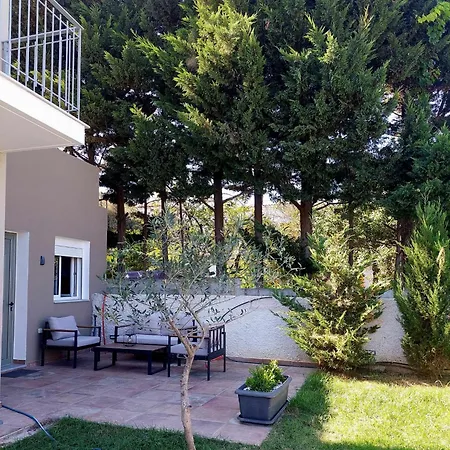 Maya Apartments, Modern And Convenient With Private Parking Apartment Skiathos Town
