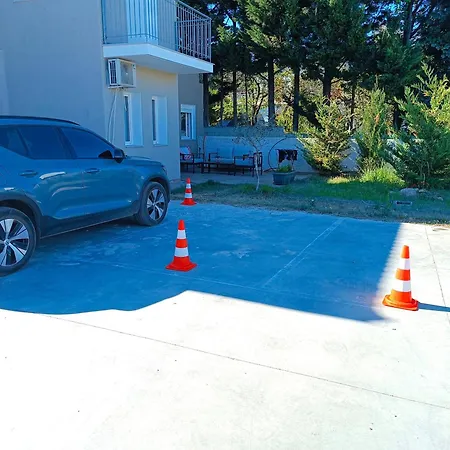 Maya Apartments, Modern And Convenient With Private Parking Apartment Skiathos Town
